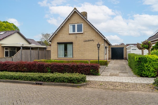 Verkocht: Mr. L.A. Donkerstraat 11, 4286 BS Almkerk